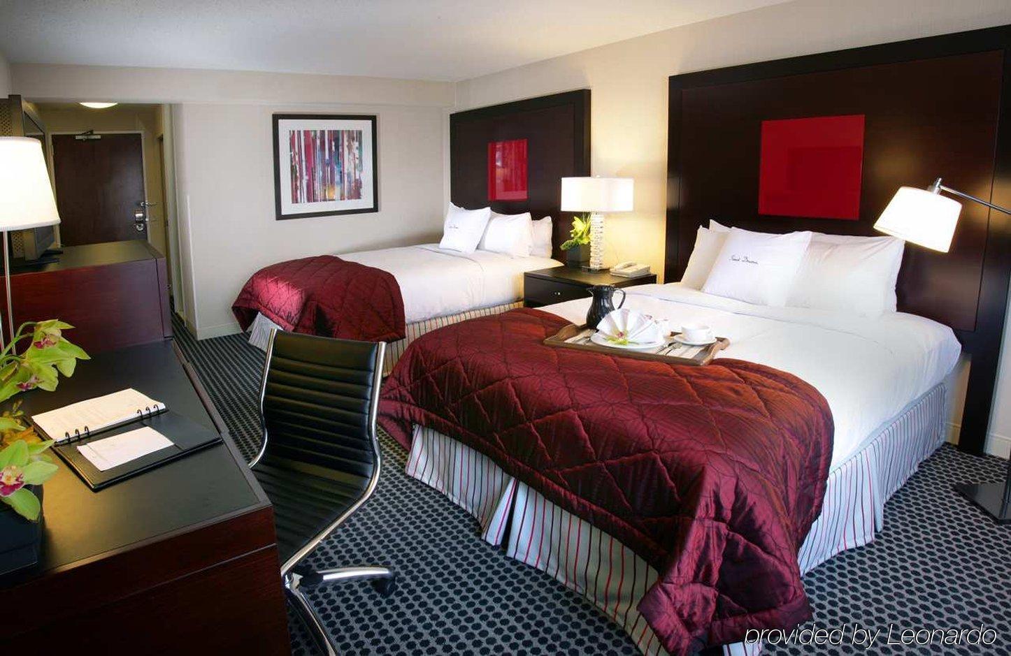 Hotel Doubletree By Hilton Chicago Magnificent Mile Zimmer foto
